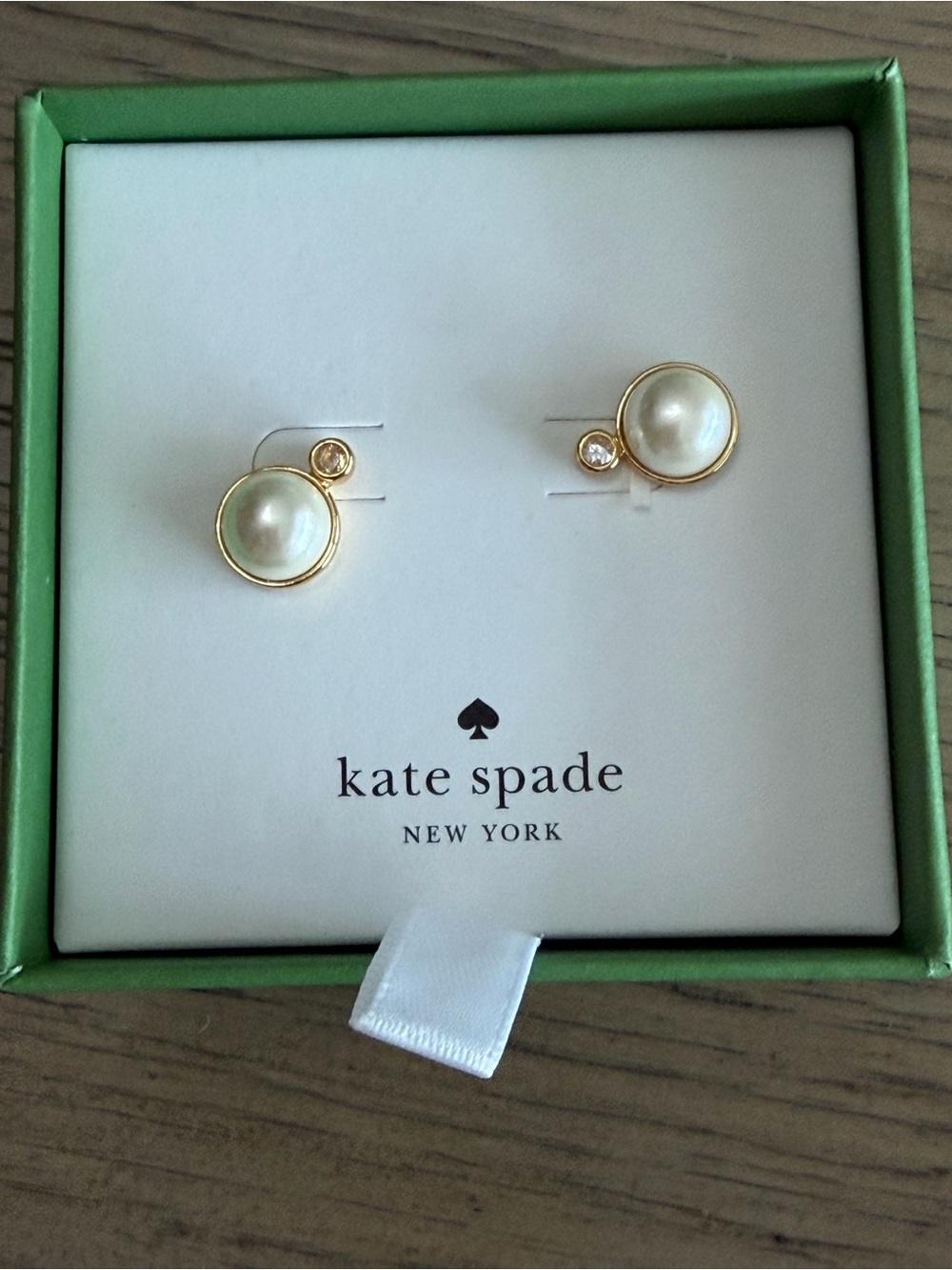 kate spade Pearl and Crystal Gold Stud Earrings - Cream